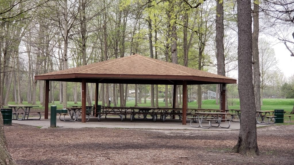 picnic tables and pavilion at Firefighters Park