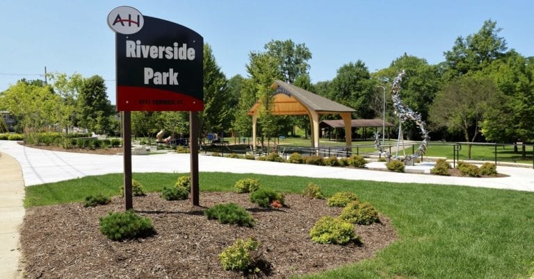 Riverside Park in Auburn Hills Visitor’s Guide and Photos