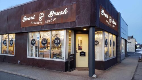 Board & Brush Sylvan Lake - Pictures & Visitor's Guide 127 Board and Brush Creative Studio - Sylvan Lake