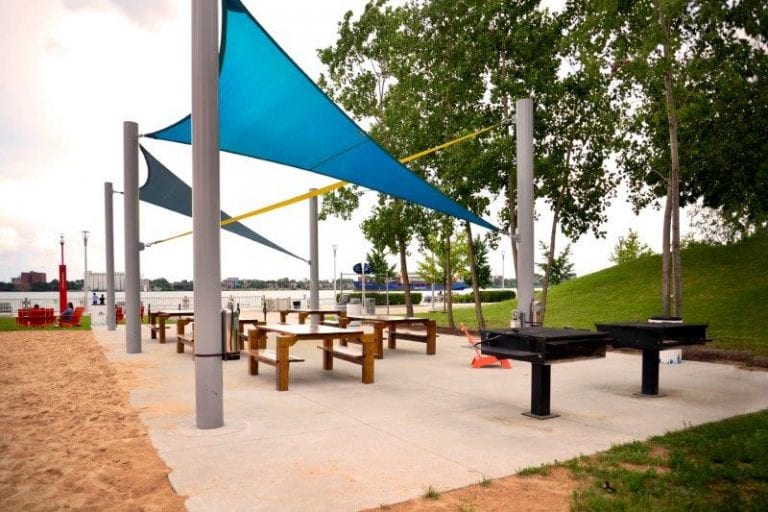 Robert C. Valade Park in Detroit Visitor's Guide & Photo Gallery