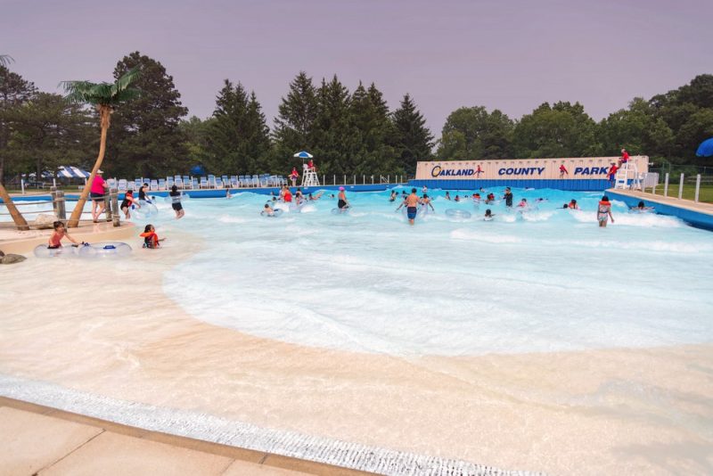 Waterford Oaks Waterpark Wave Pool