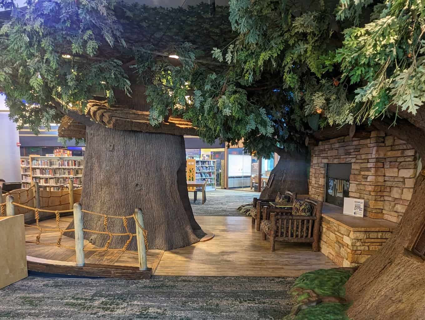 Southfield Public Library Visitor's Guide and Photos