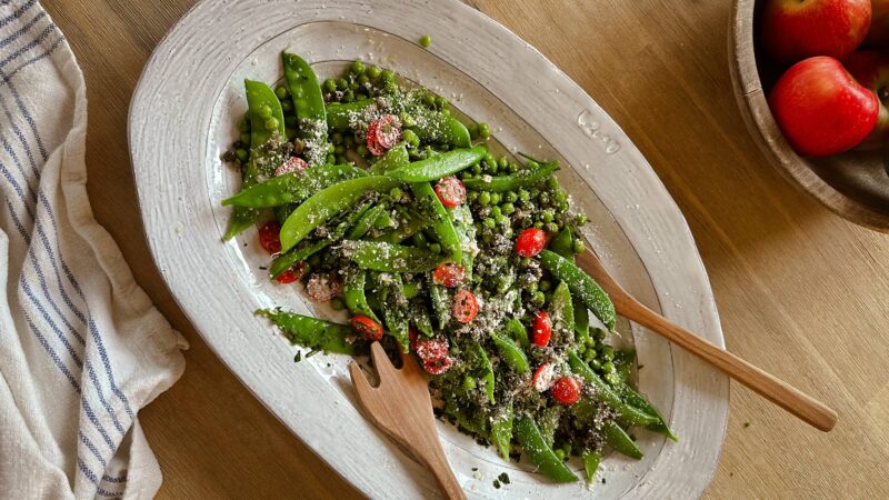 3 Flavor-Packed Easter Brunch Ideas 4 CrunchySpringSalad 1