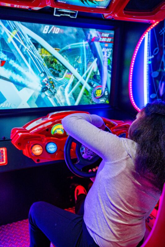 Escape Entertainment Center in Troy: Bowling, Laser Tag, Arcade and Family Fun in Metro Detroit 2 MEZ4736