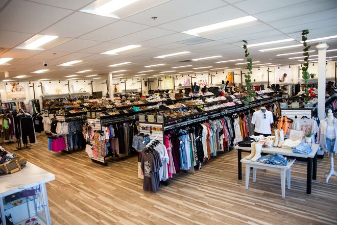 24 Hours in Grand Rapids, Michigan: A Complete Guide to the Perfect Quick Getaway 1 https://www.hollandsentinel.com/gcdn/presto/2023/05/10/NHOS/be47e960-dddf-440d-b928-2dc84658d5a0-uptown_holland-069.jpg?auto=webp&fit=crop&format=pjpg&height=441&width=660