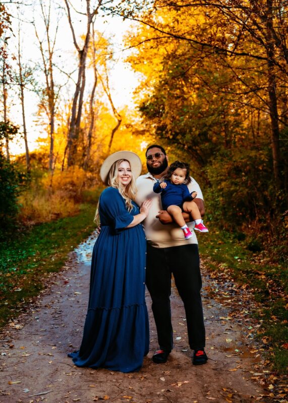 How to Choose a Maternity Photographer in Metro Detroit (Without Losing Your Mind) 6 Metro Detroit Maternity Photographer Fall Outdoor Family Maternity Session