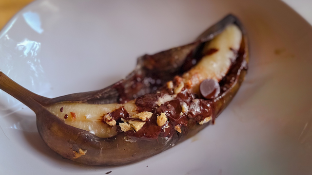 Fire Up the Fruit: Father’s Day Desserts Straight from the Grill 4 Bananaboatsmore