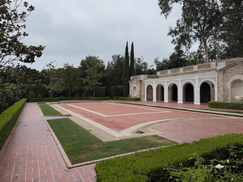 Southern California Travel Guide: Disneyland, Los Angeles & More 10 greyston2