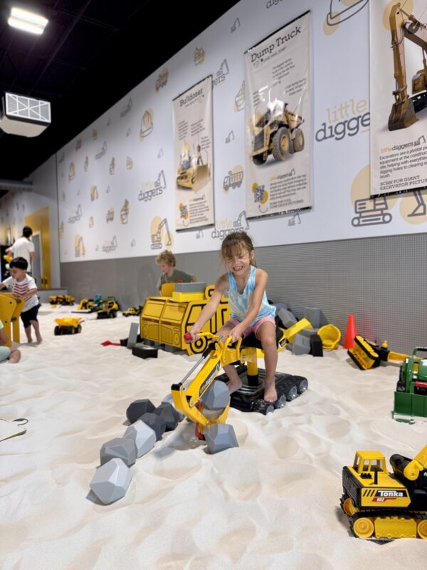 Little Diggers Farmington: New Indoor Sandbox for Kids 4 little diggers