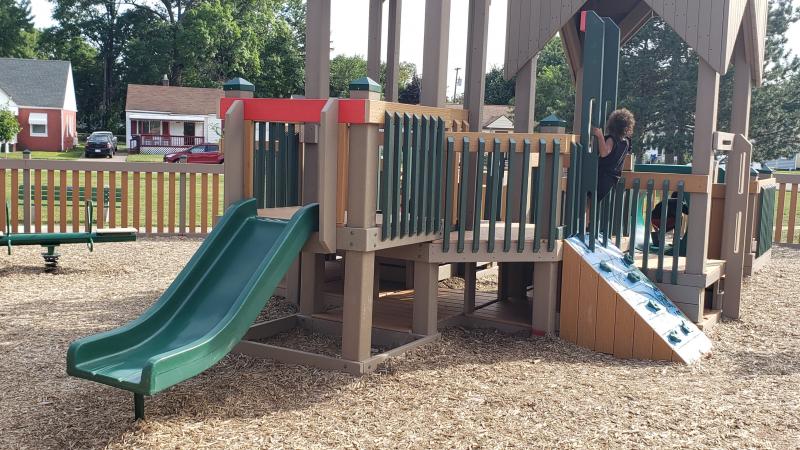 scout park - toddler area structure close